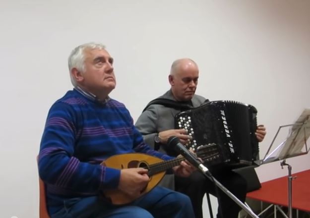 Canavèis in musica